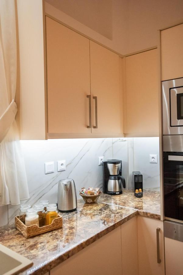Blue Ark Lavish Sauna Suite Athens Luaran gambar