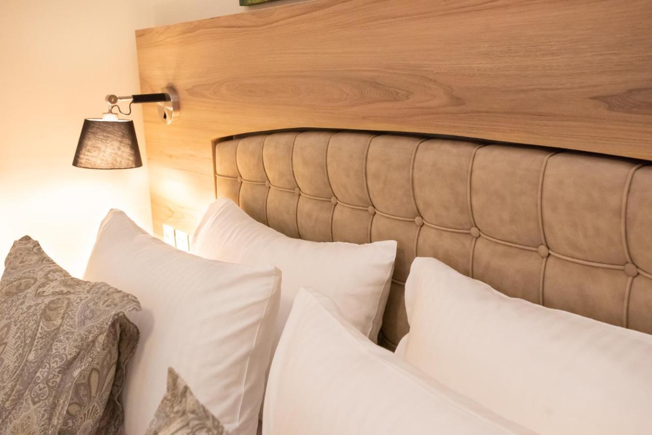 Blue Ark Lavish Sauna Suite Athens Luaran gambar